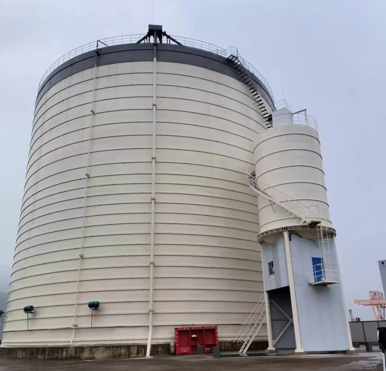 右江10万吨水泥钢板库